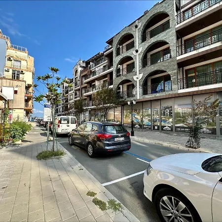 Apartment Bay - Menada Apatments *